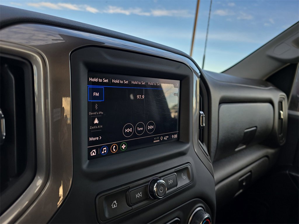 Used 2024 Chevrolet Silverado 2500 Custom w/ Custom Value Package image 18