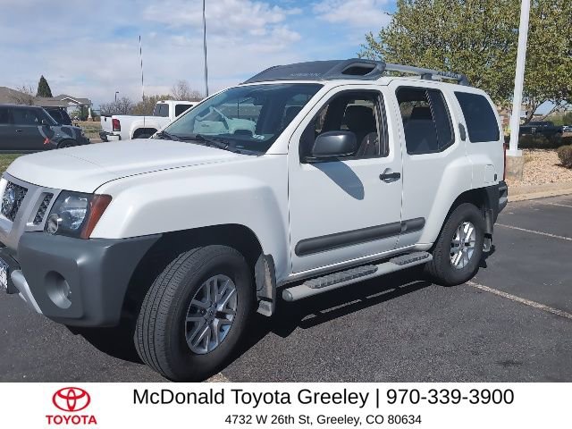 Used 2015 Nissan Xterra S image 2