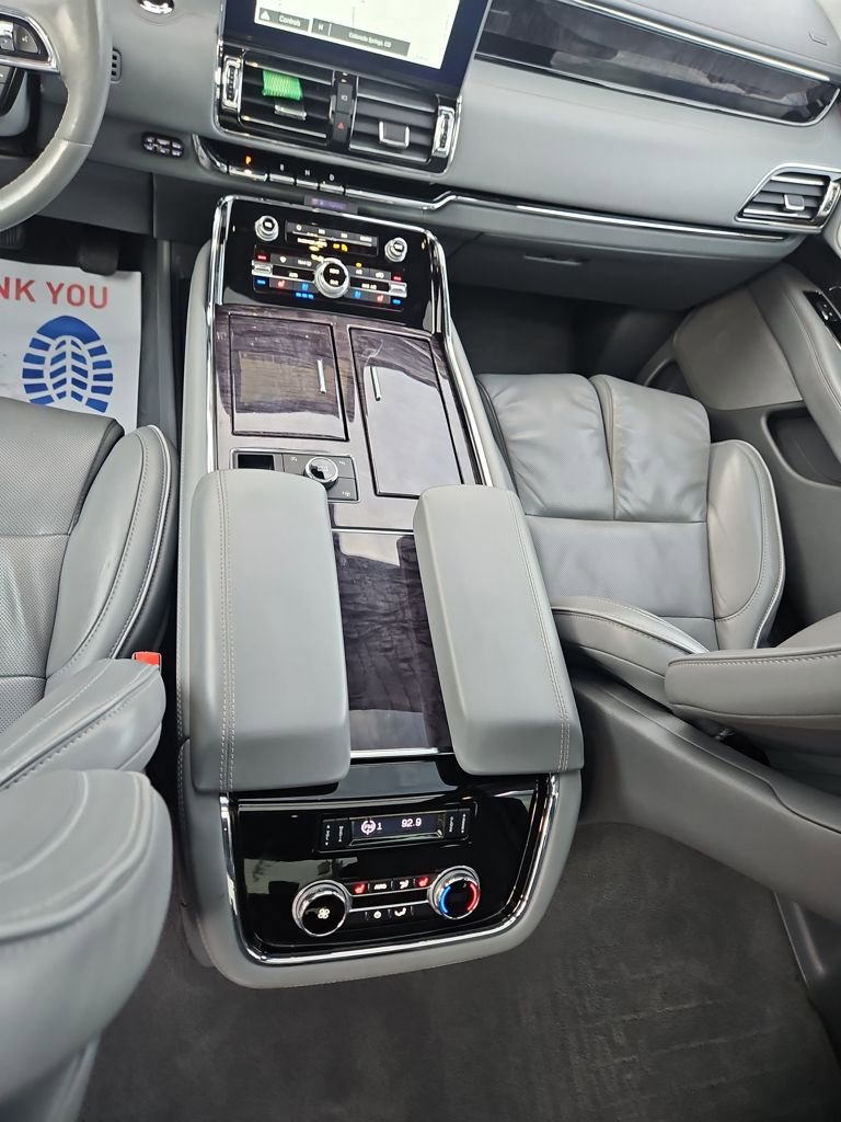 Used 2019 Lincoln Navigator Reserve w/ Cargo Package AWD/4WD image 26