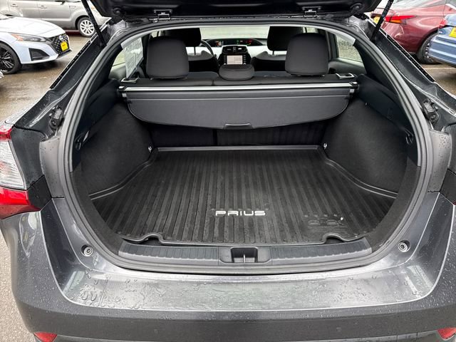 Used 2020 Toyota Prius LE image 14