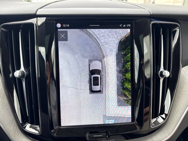 Used 2025 Volvo XC60 B5 Plus w/ Climate Package AWD/4WD image 24