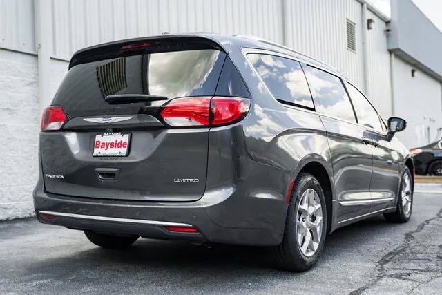 Certified 2019 Chrysler Pacifica Limited FWD image 9