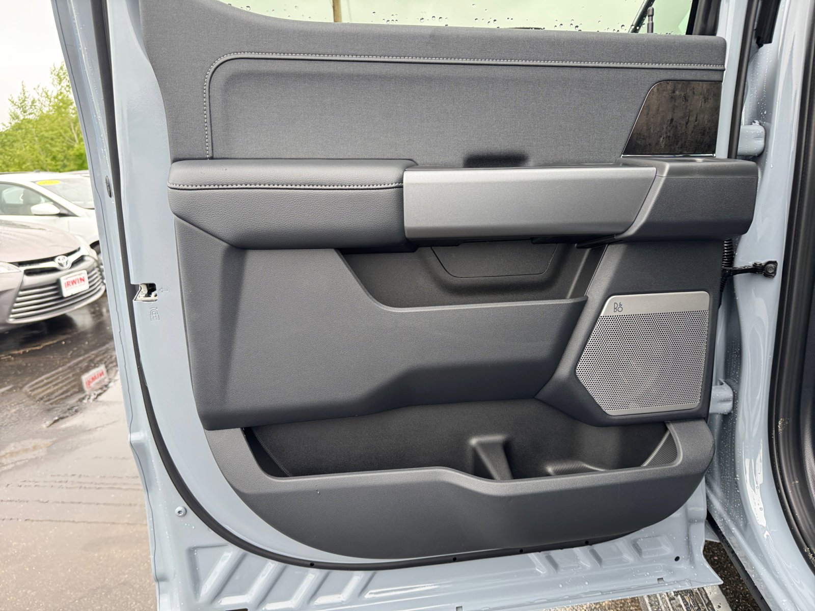 New 2025 Ford F250 Lariat w/ Lariat Ultimate Package image 24