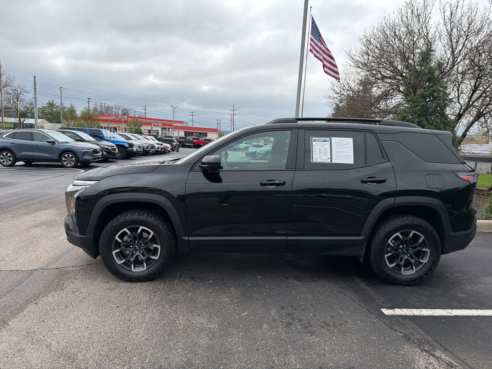 Used 2026 Chevrolet Equinox ACTIV image 2