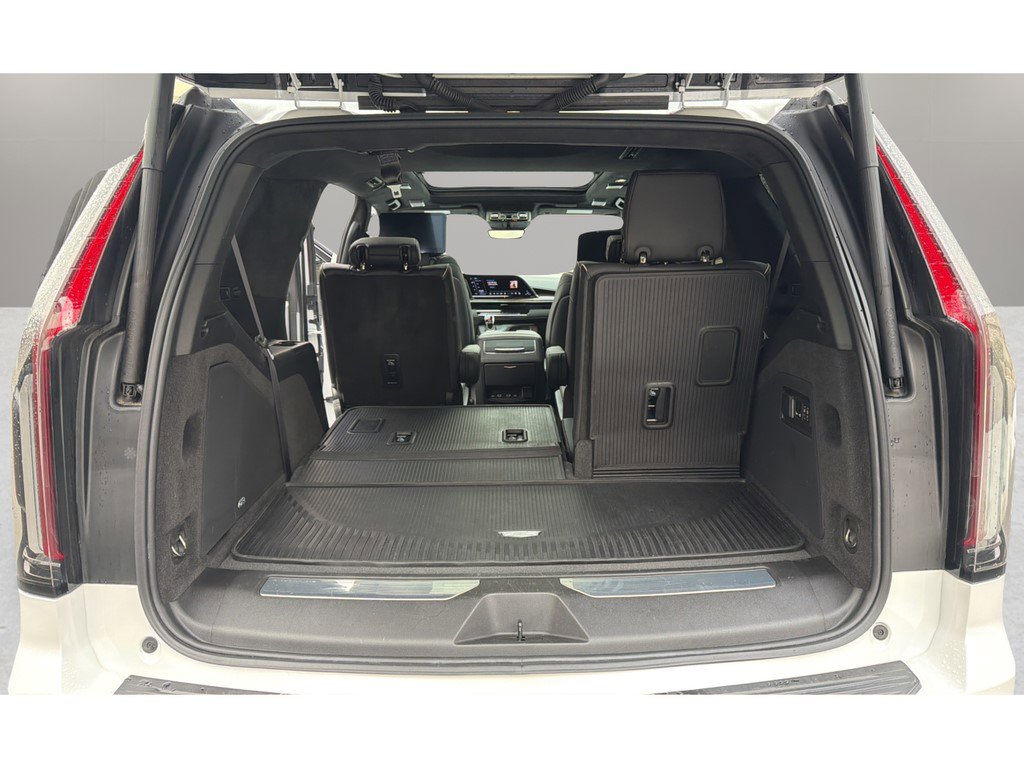 Certified 2024 Cadillac Escalade Sport Platinum w/ LPO, Floor Liner Package image 28