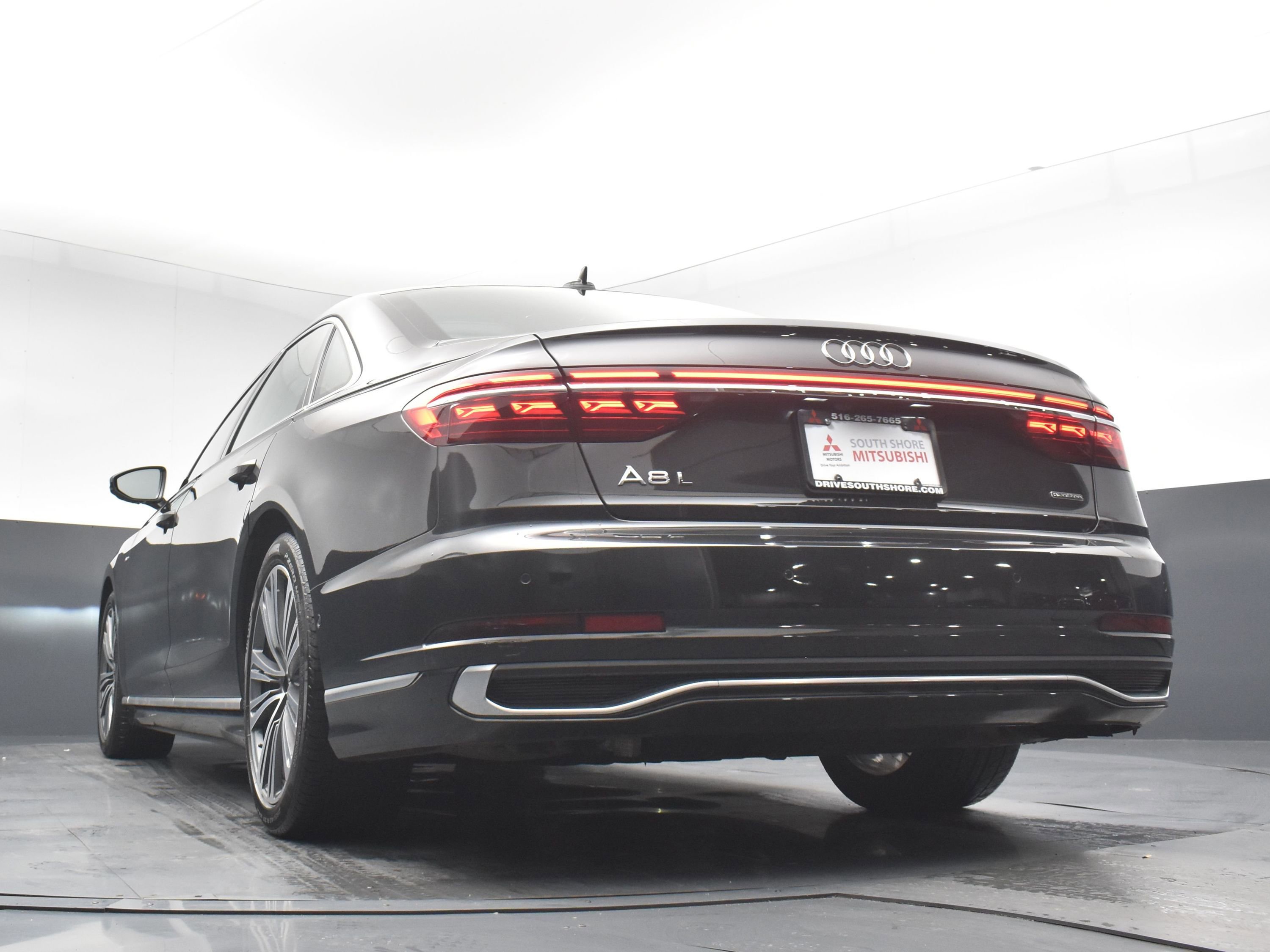 Used 2022 Audi A8 L 3.0T w/ Executive Package AWD/4WD image 24