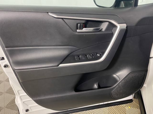 Used 2024 Toyota RAV4 XLE image 20