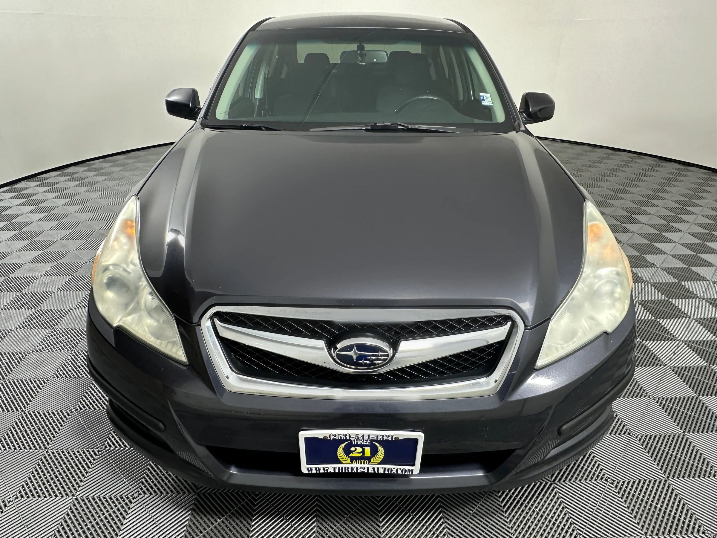 Used 2011 Subaru Legacy 2.5i Premium image 3