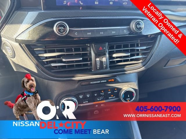 Used 2025 Ford Escape ST-Line image 25