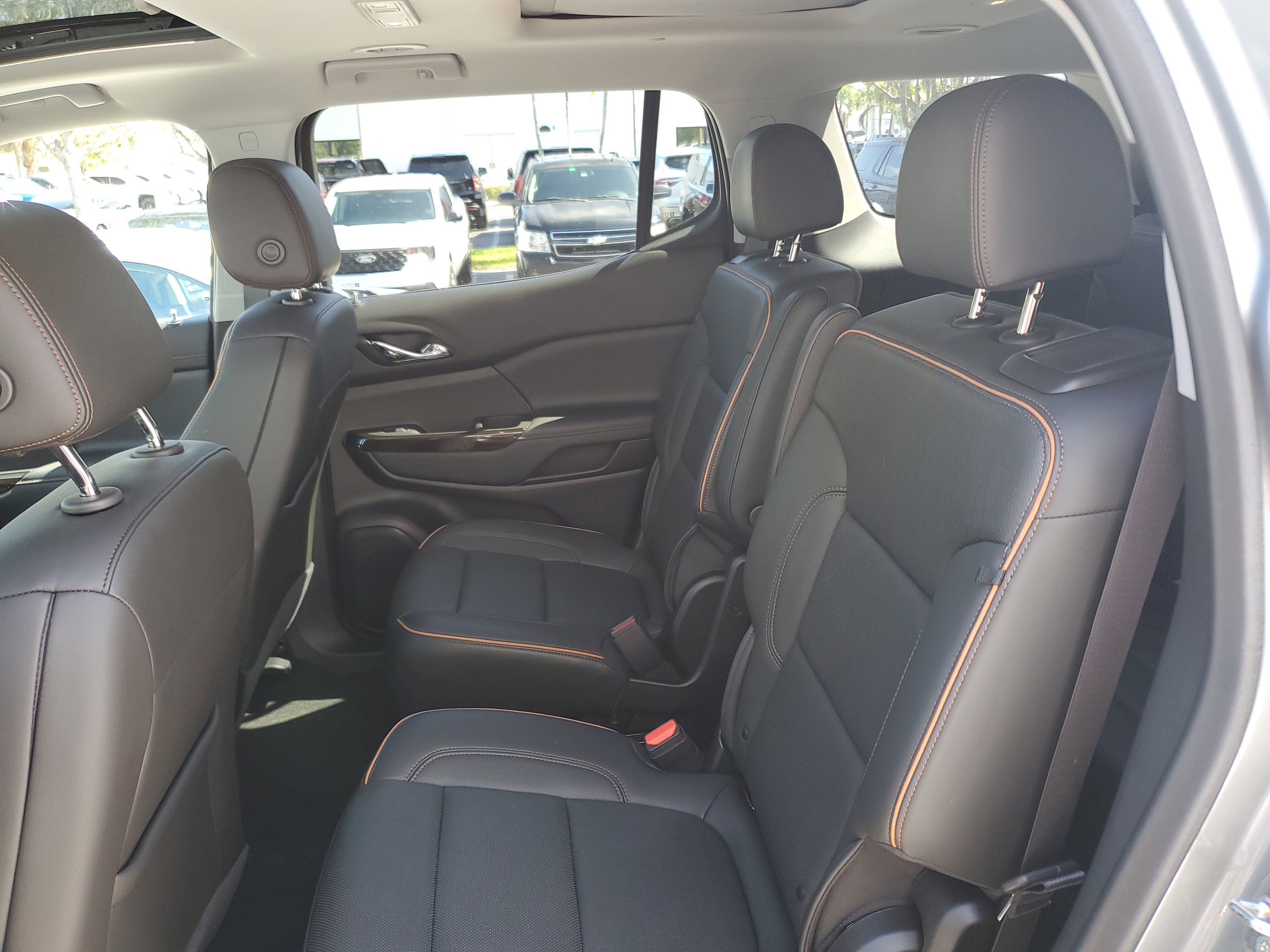 Used 2023 GMC Acadia AT4 w/ Technology Package image 14