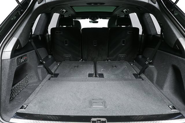 New 2025 Audi Q7 3.0T Prestige image 29