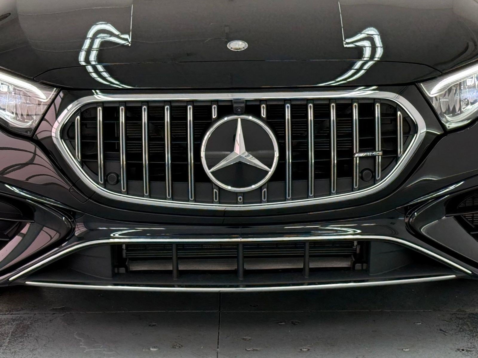 New 2026 Mercedes-Benz E 53 AMG e 4MATIC Sedan image 20