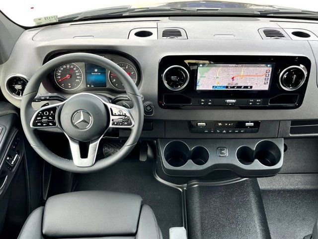 New 2024 Mercedes-Benz Sprinter 2500 image 4