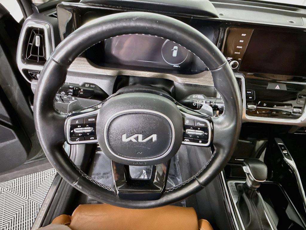Certified 2022 Kia Sorento SX Prestige w/ Rust Color Package AWD/4WD image 24
