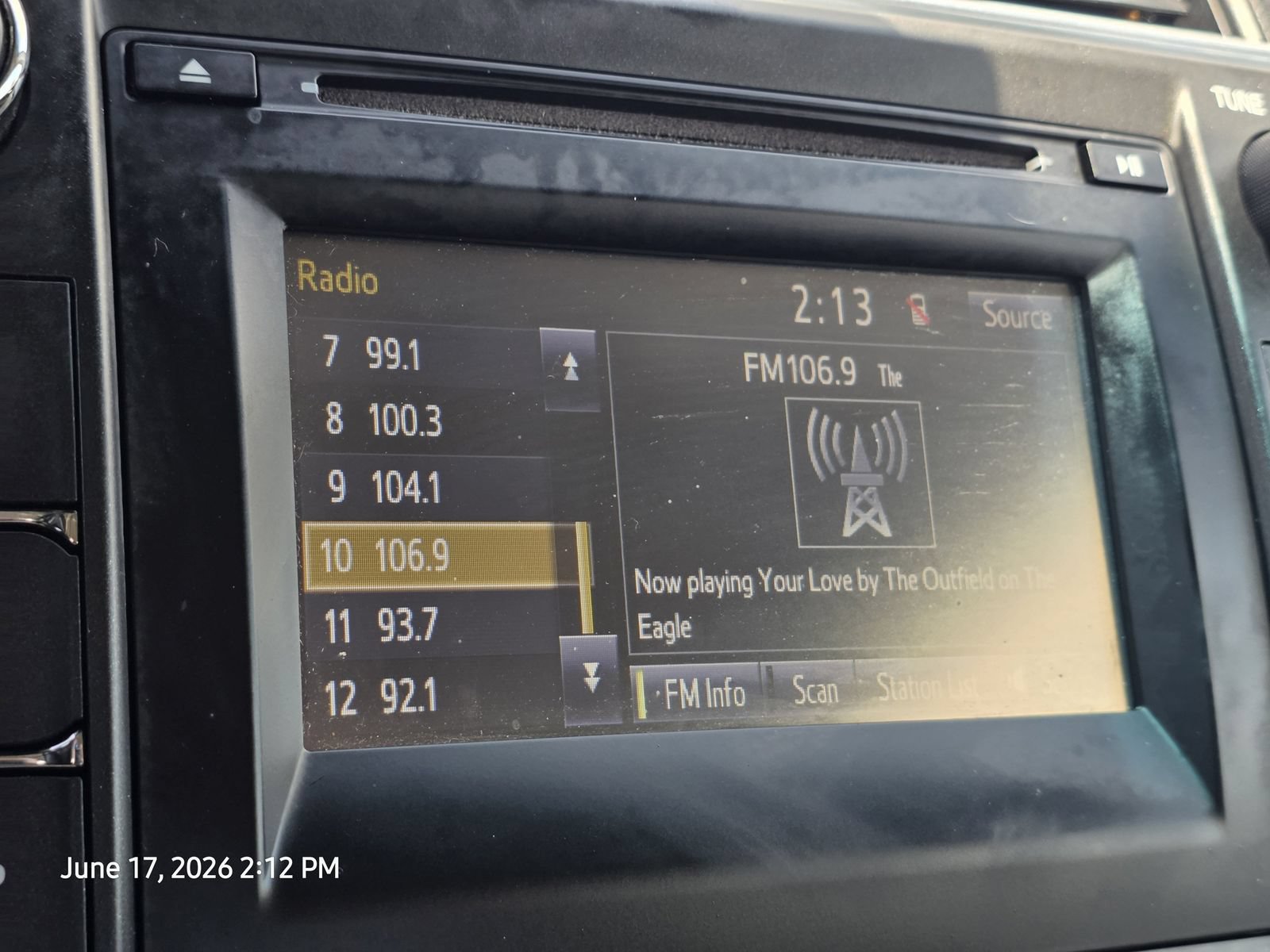 Used 2017 Toyota Camry SE FWD image 21