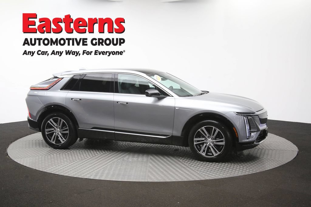 Used 2024 Cadillac Lyriq Luxury RWD image 48