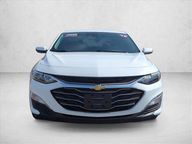 Used 2019 Chevrolet Malibu LT w/ Driver Confidence Package II FWD image 2