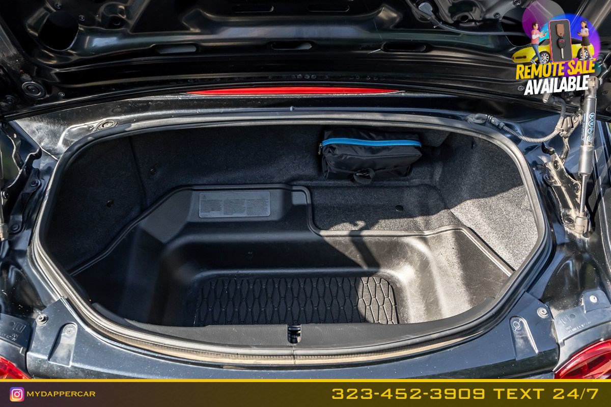 Used 2022 MAZDA MX-5 Miata Grand Touring w/ Weather Package RWD image 18