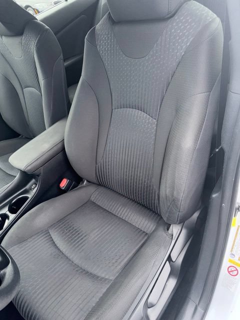 Used 2016 Toyota Prius Two FWD image 12