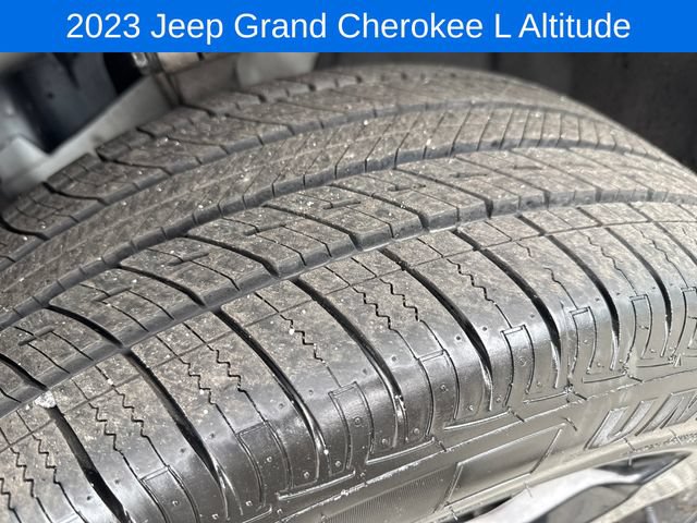 Used 2023 Jeep Grand Cherokee L Laredo AWD/4WD image 32