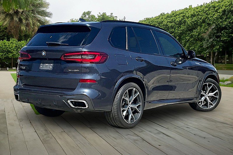Used 2019 BMW X5 xDrive50i w/ M Sport Package AWD/4WD image 2
