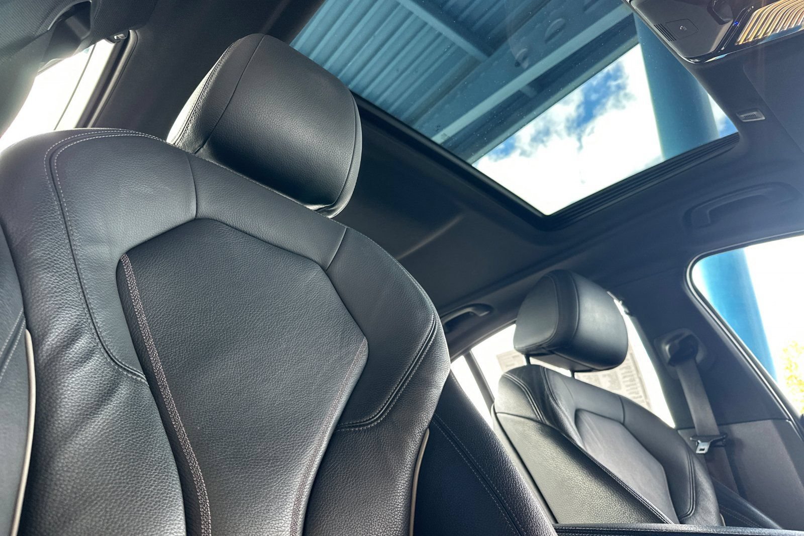 Used 2018 BMW 530i RWD image 16