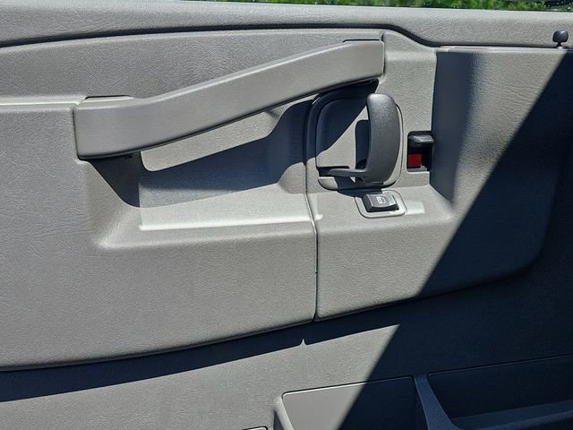 New 2026 Chevrolet Express 2500 w/ Driver Convenience Package RWD image 16