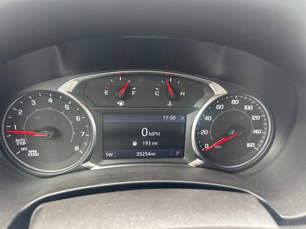 Used 2024 GMC Terrain SLT FWD image 13