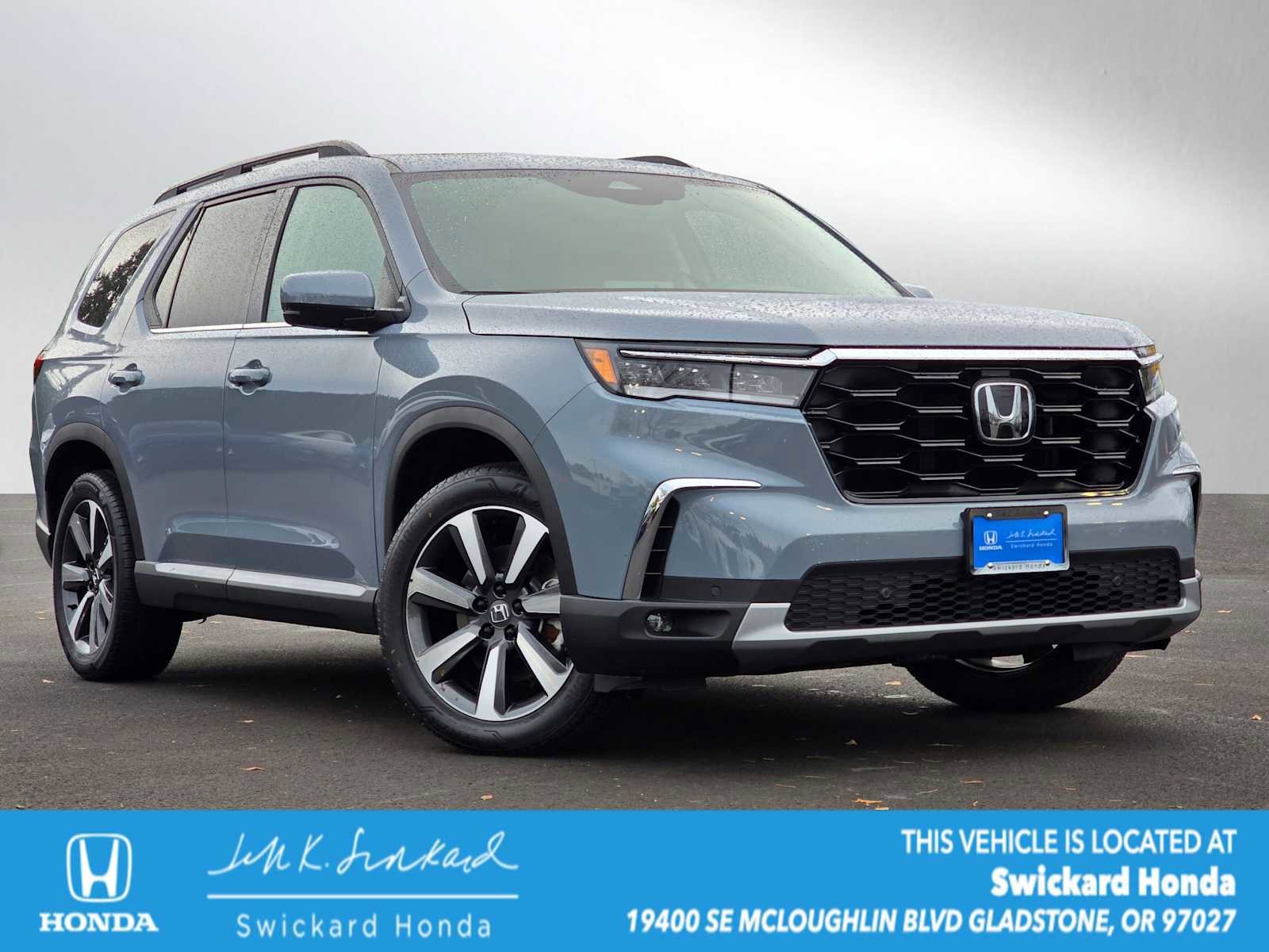 Used 2025 Honda Pilot Touring