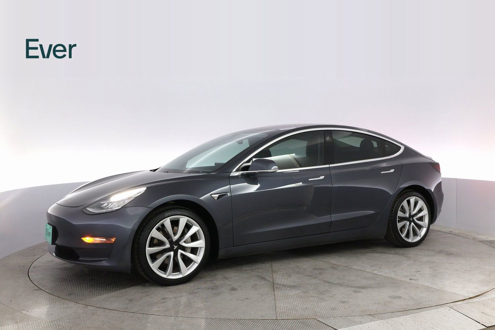 Used 2019 Tesla Model 3 Standard Range Plus image 15