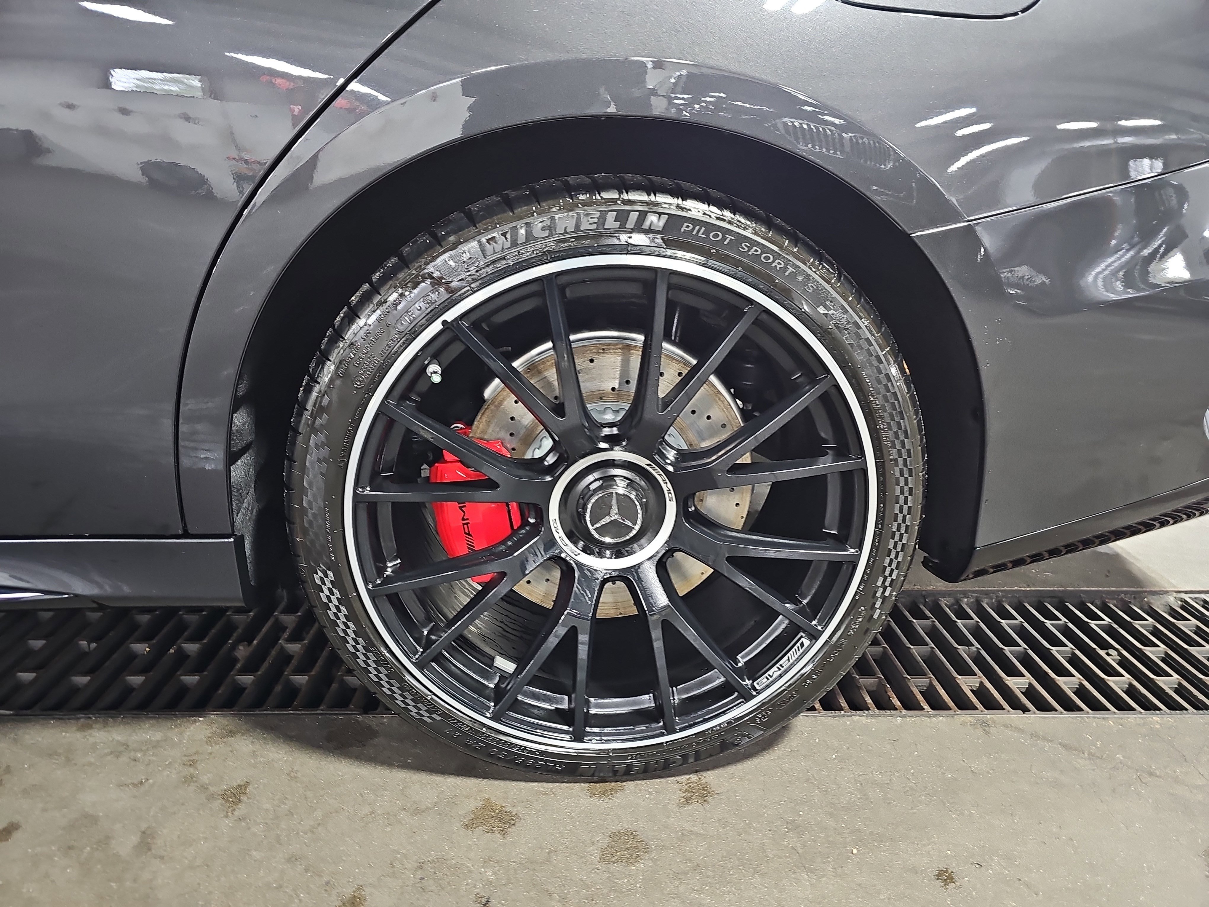 New 2026 Mercedes-Benz E 53 AMG e 4MATIC Sedan image 36