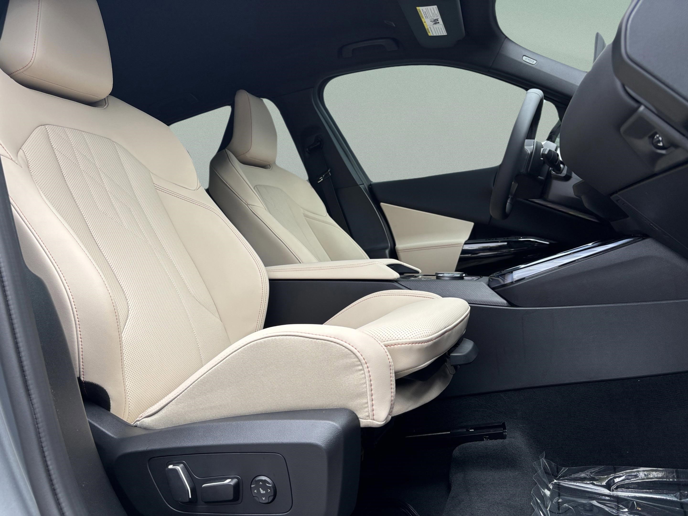 Used 2026 BMW X3 xDrive30 w/ Convenience Package image 23