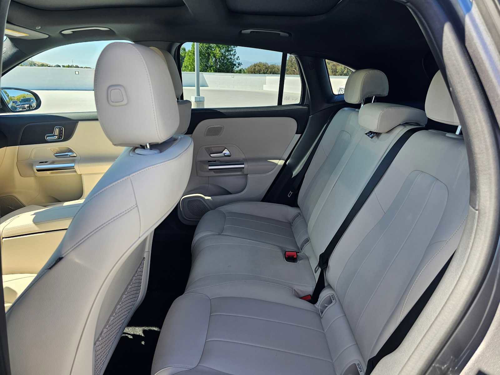 Used 2026 Mercedes-Benz GLA 250 image 16