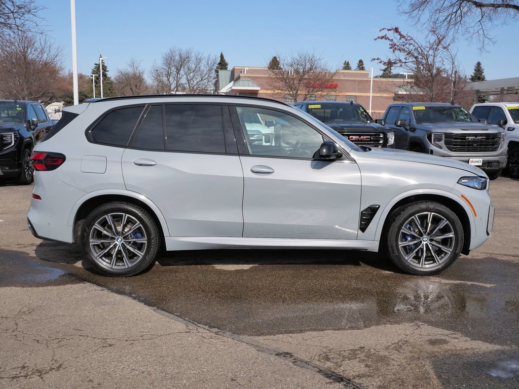 Used 2026 BMW X5 M60i AWD/4WD image 11