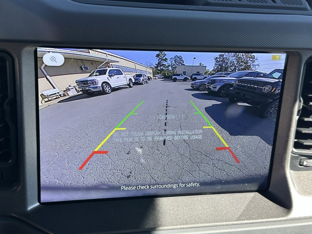 New 2025 Ford Bronco 4-Door image 5