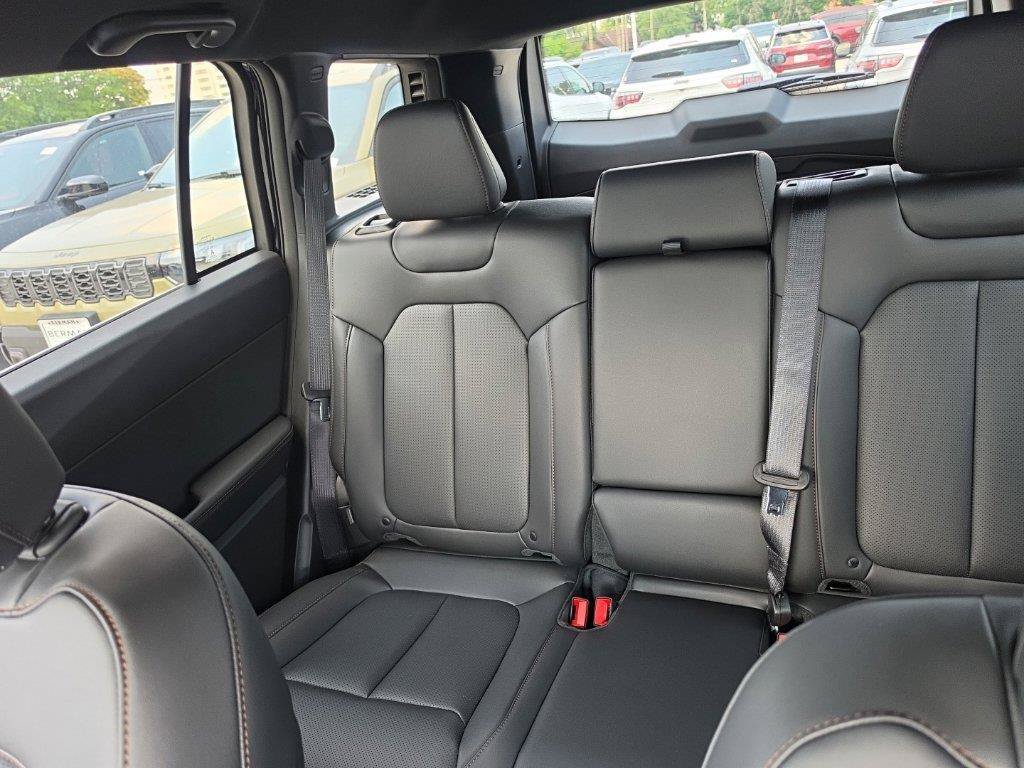 New 2026 Jeep Cherokee Limited AWD/4WD image 16