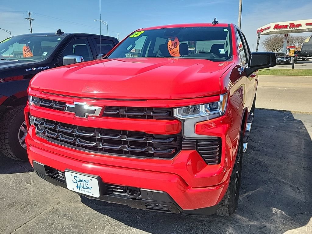Used 2023 Chevrolet Silverado 1500 RST image 1