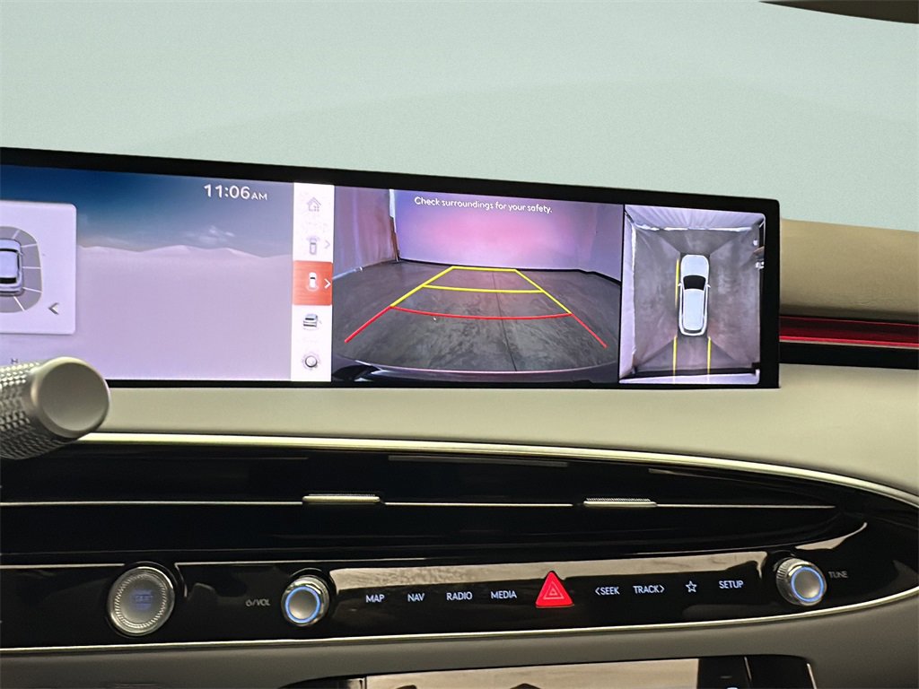 Certified 2026 Genesis GV70 2.5T Advanced image 24