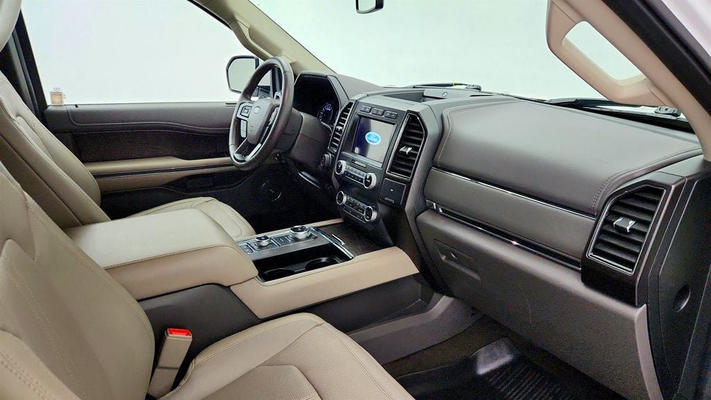 Used 2019 Ford Expedition Limited w/ Special Edition Package AWD/4WD image 26
