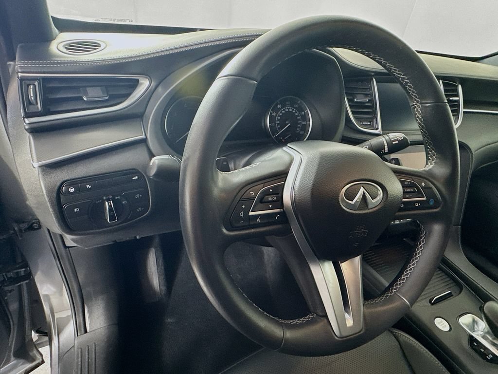 Certified 2023 INFINITI QX55 Luxe w/ Cargo Package AWD/4WD image 13