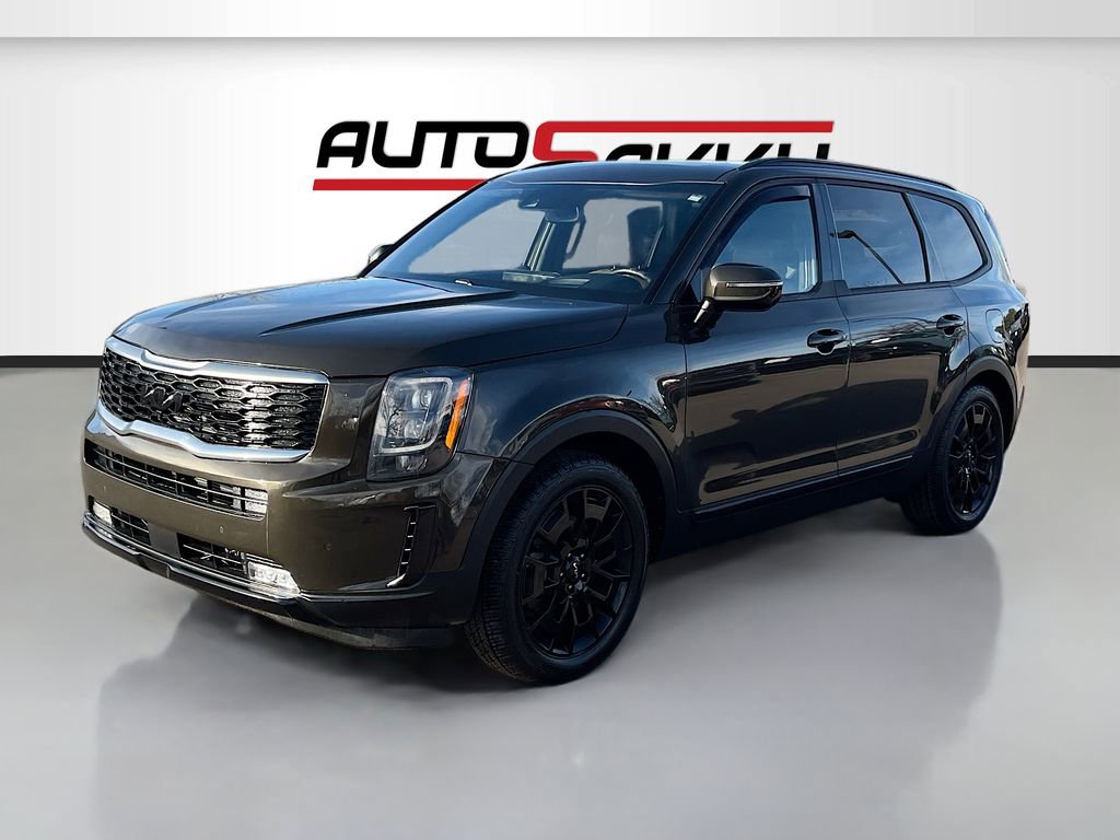 Used 2022 Kia Telluride SX w/ SX Prestige Package image 3