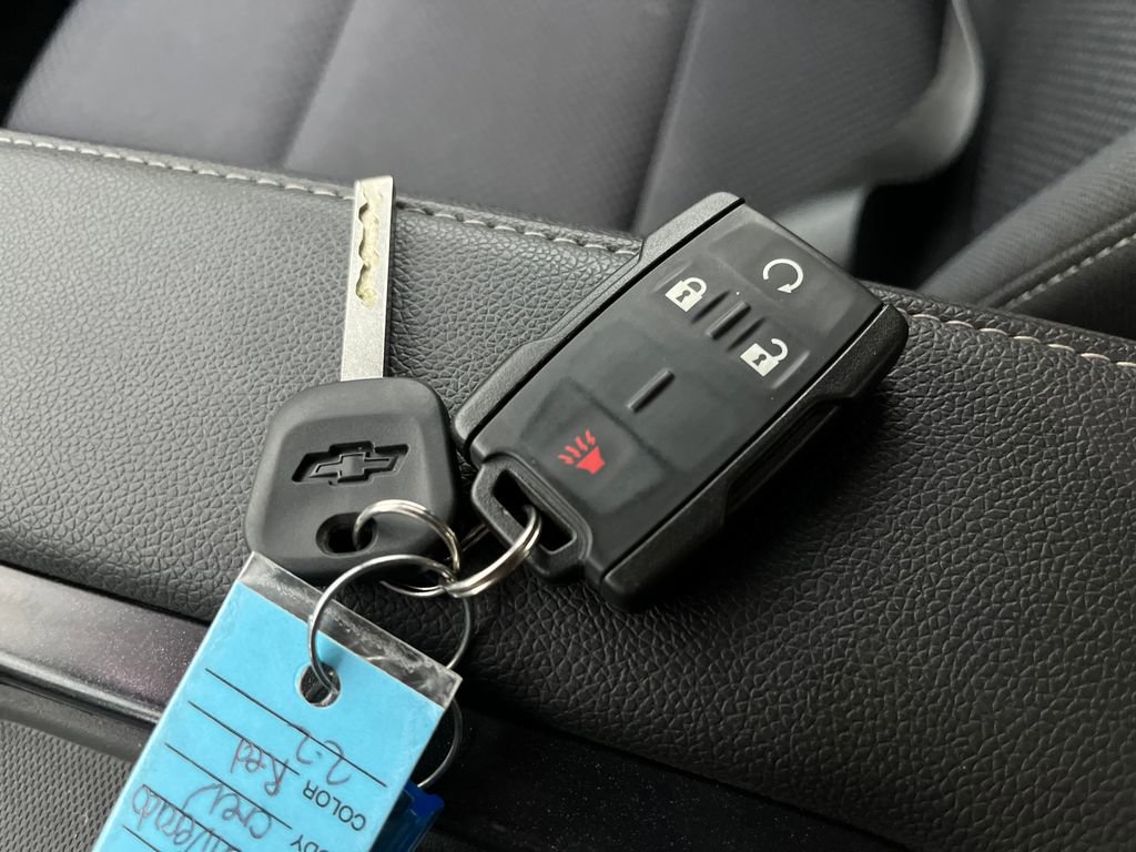 Used 2018 Chevrolet Silverado 1500 LT w/ All Star Edition image 38