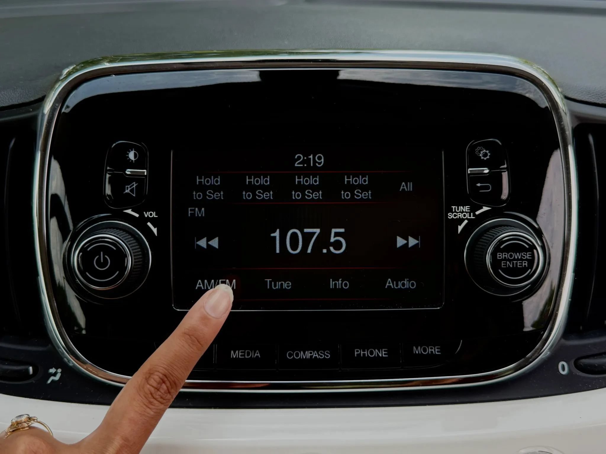 Used 2019 FIAT 500 Pop FWD image 12