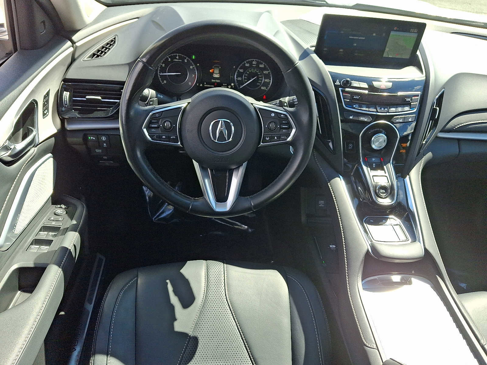 Used 2024 Acura RDX SH-AWD w/ Technology Package image 12