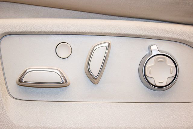 Used 2023 Cadillac Escalade ESV Premium Luxury Platinum w/ LPO, Radiant Package image 24