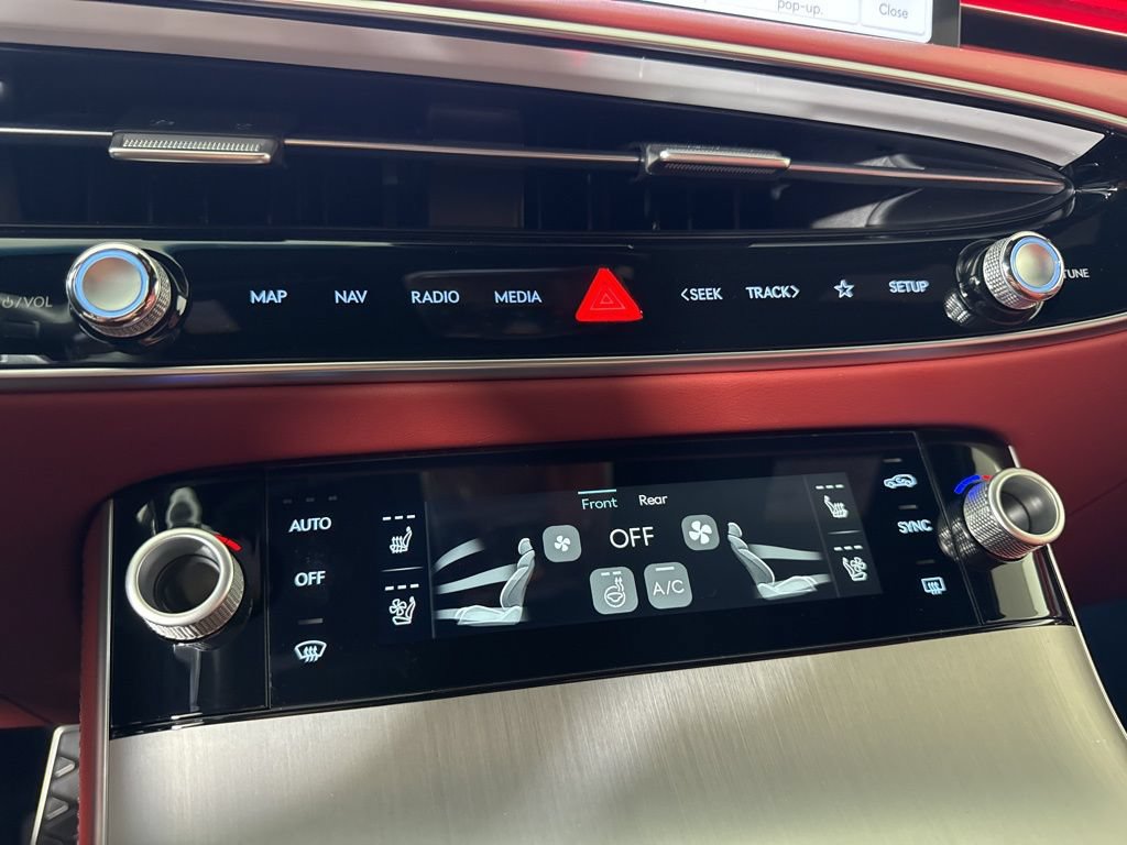 New 2026 Genesis GV70 3.5T Sport Advanced AWD/4WD image 8
