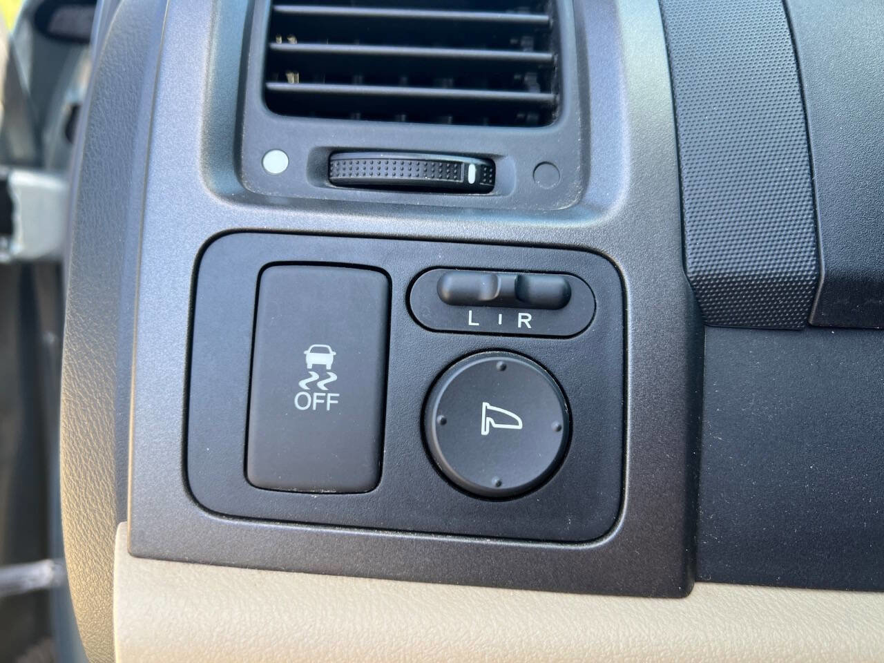 Used 2011 Honda CR-V EX-L image 15