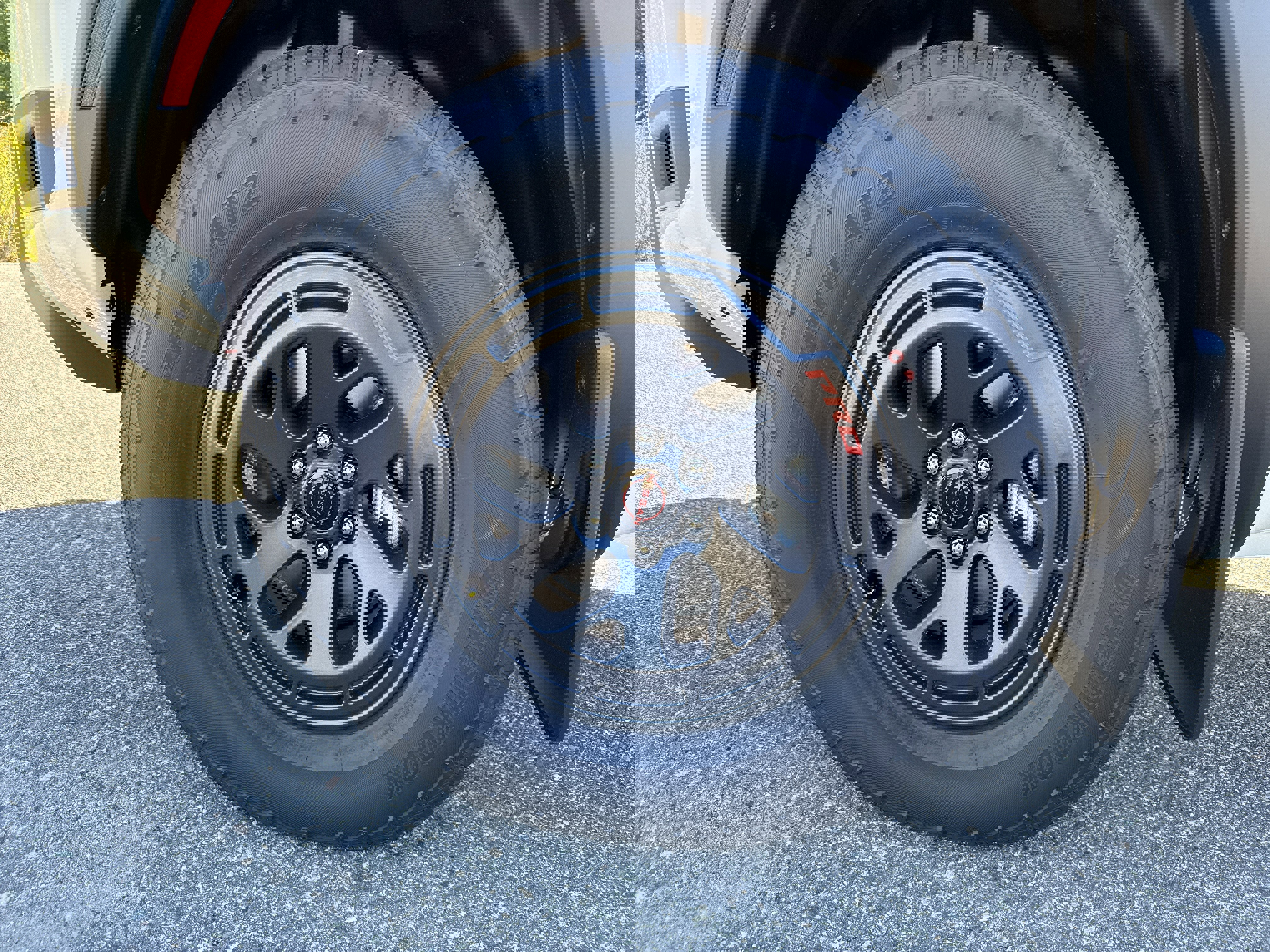 New 2025 Nissan Frontier PRO-4X image 11