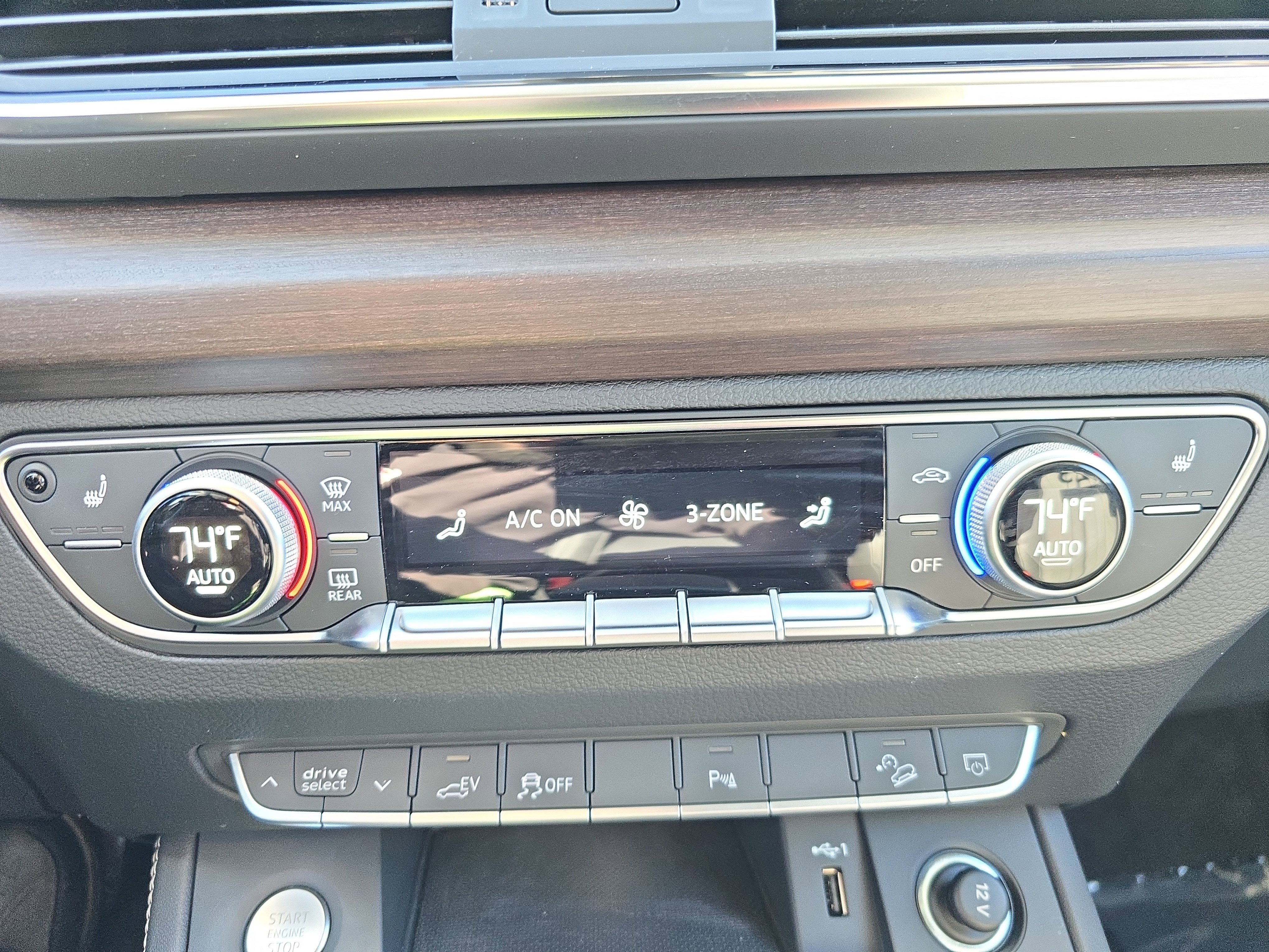 Certified 2023 Audi Q5 e Premium Plus w/ Premium Plus Package image 19