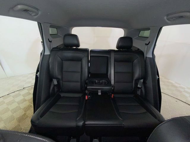 Used 2024 GMC Terrain SLT AWD/4WD image 10
